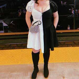 The Fashion Brand Company Black and White Virgin Mini Dress in 1X